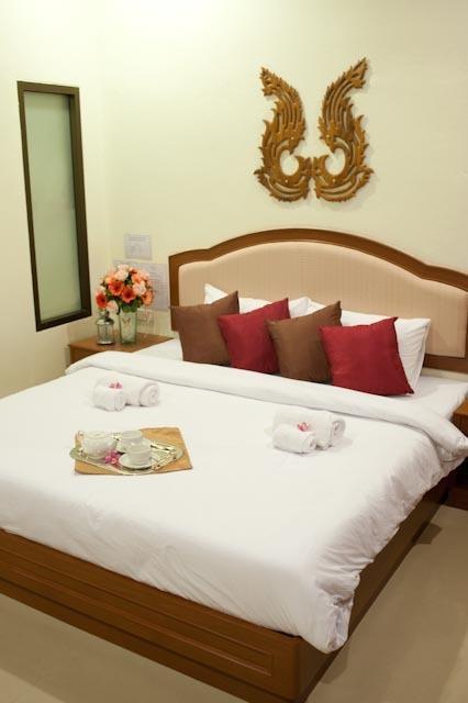 Hansa Venetian Hotel Hat Yai Exterior photo